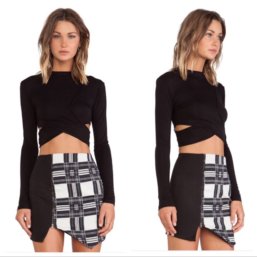 De Lacy black crop top